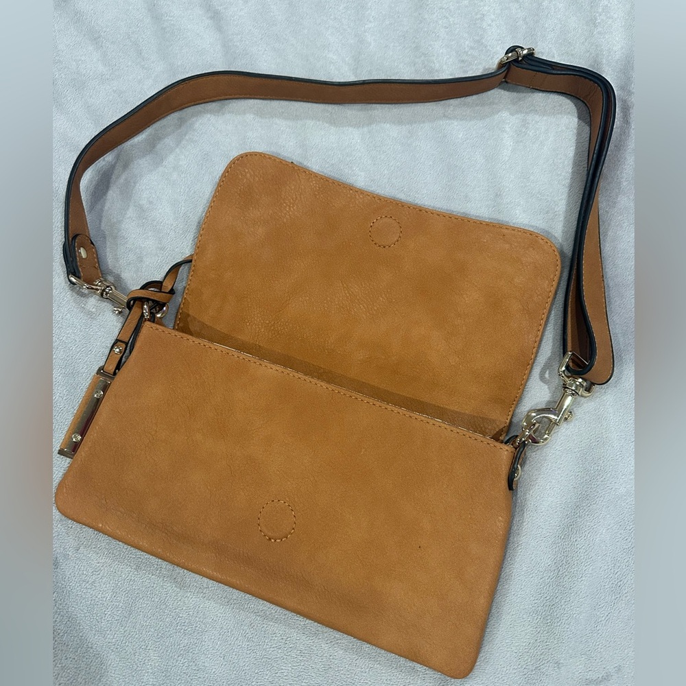 Simply Noelle Two-Tone Handbag - Picture 4 of 5